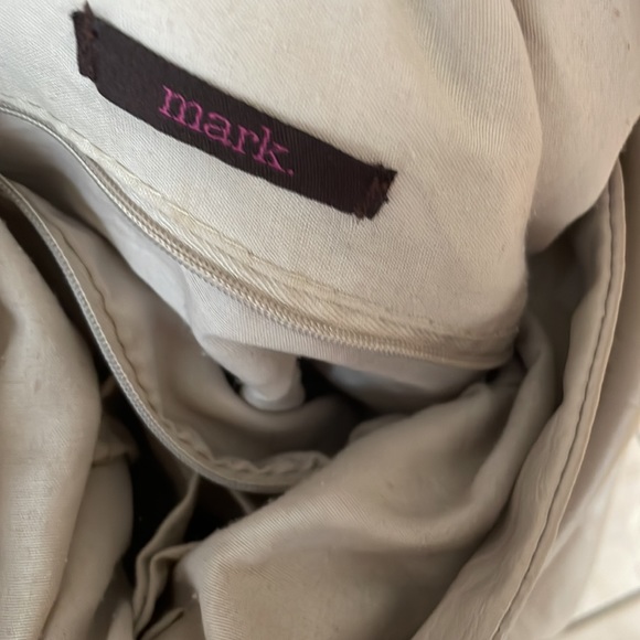 Tan Mark handbag - Picture 2 of 3